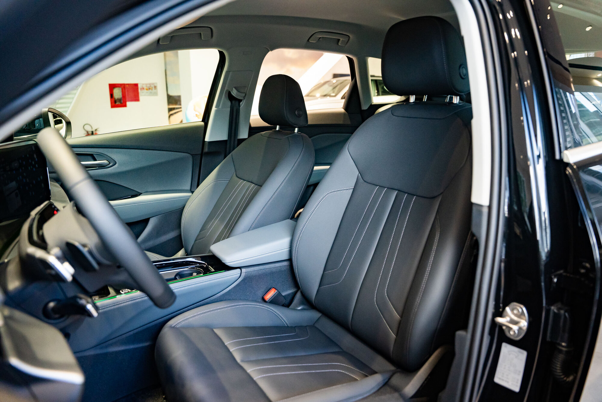 Audi-Q3-ra-mắt-khách-hàng-Việt-giá-từ-2099-tỷ-đồng (17).jpg