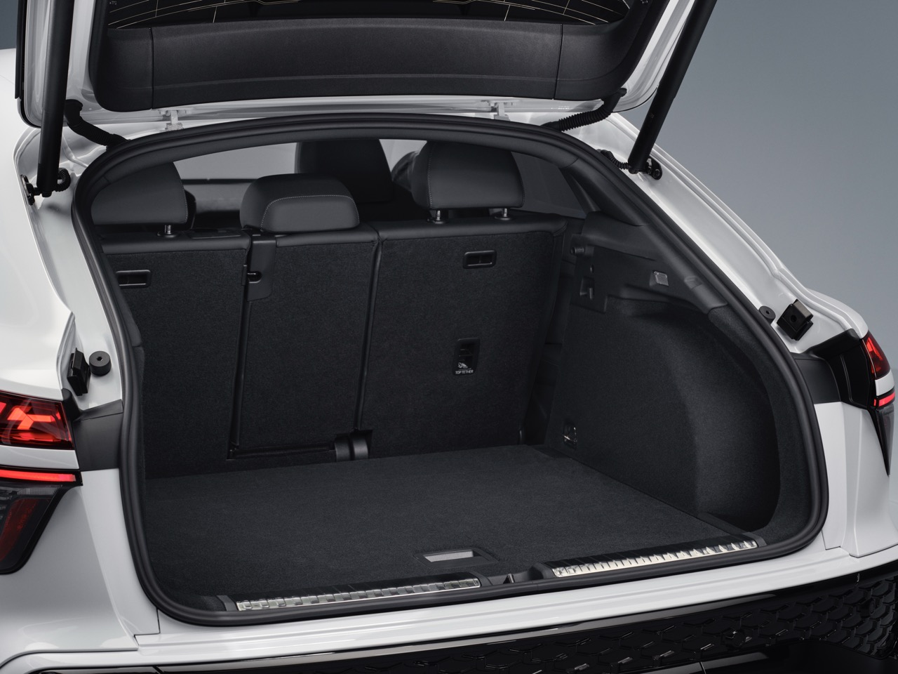 audi-q3-sportback-anh-21.jpeg