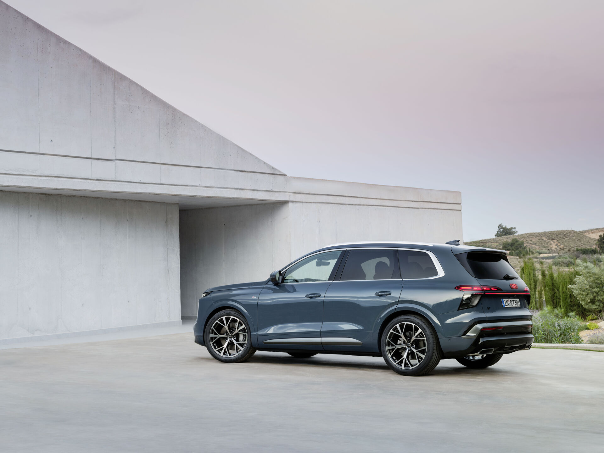 Audi Q7 2027_06.jpg