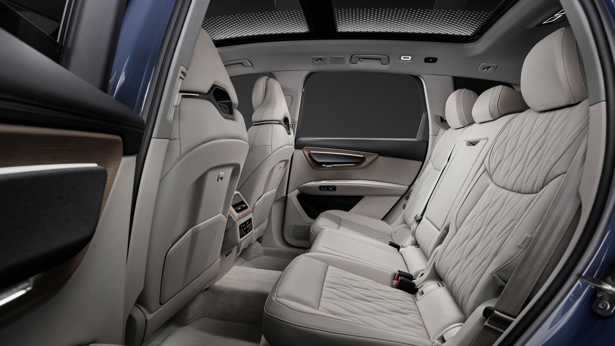 Audi Q7 2027_10.jpg