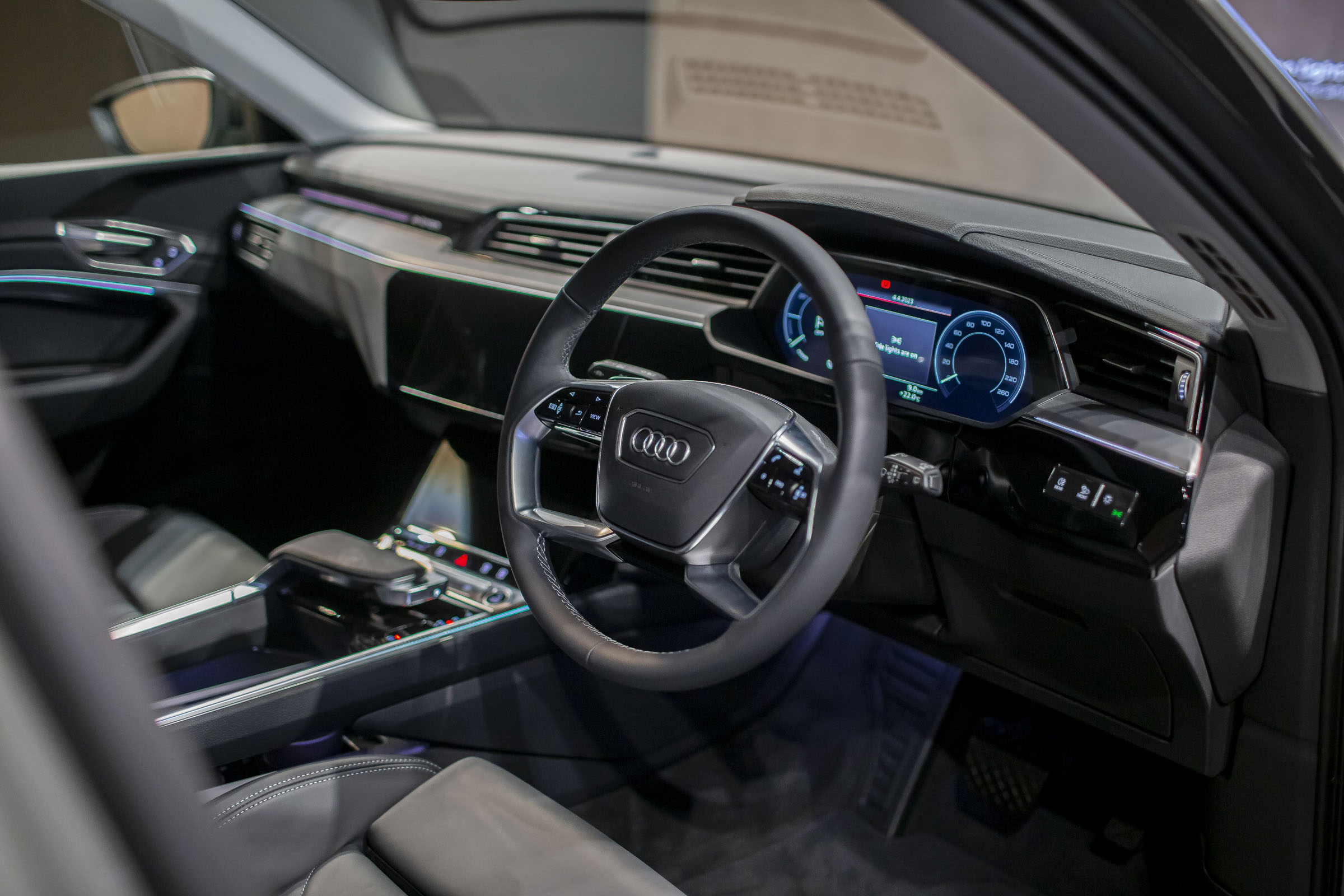 Audi-q8-e-tron-anh-_3.JPG