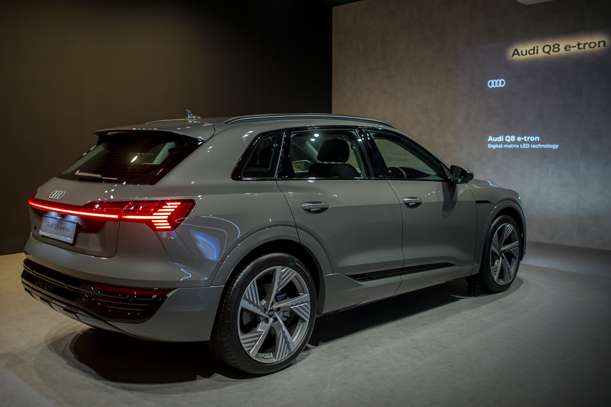 Audi-q8-e-tron-anh-_4.JPG