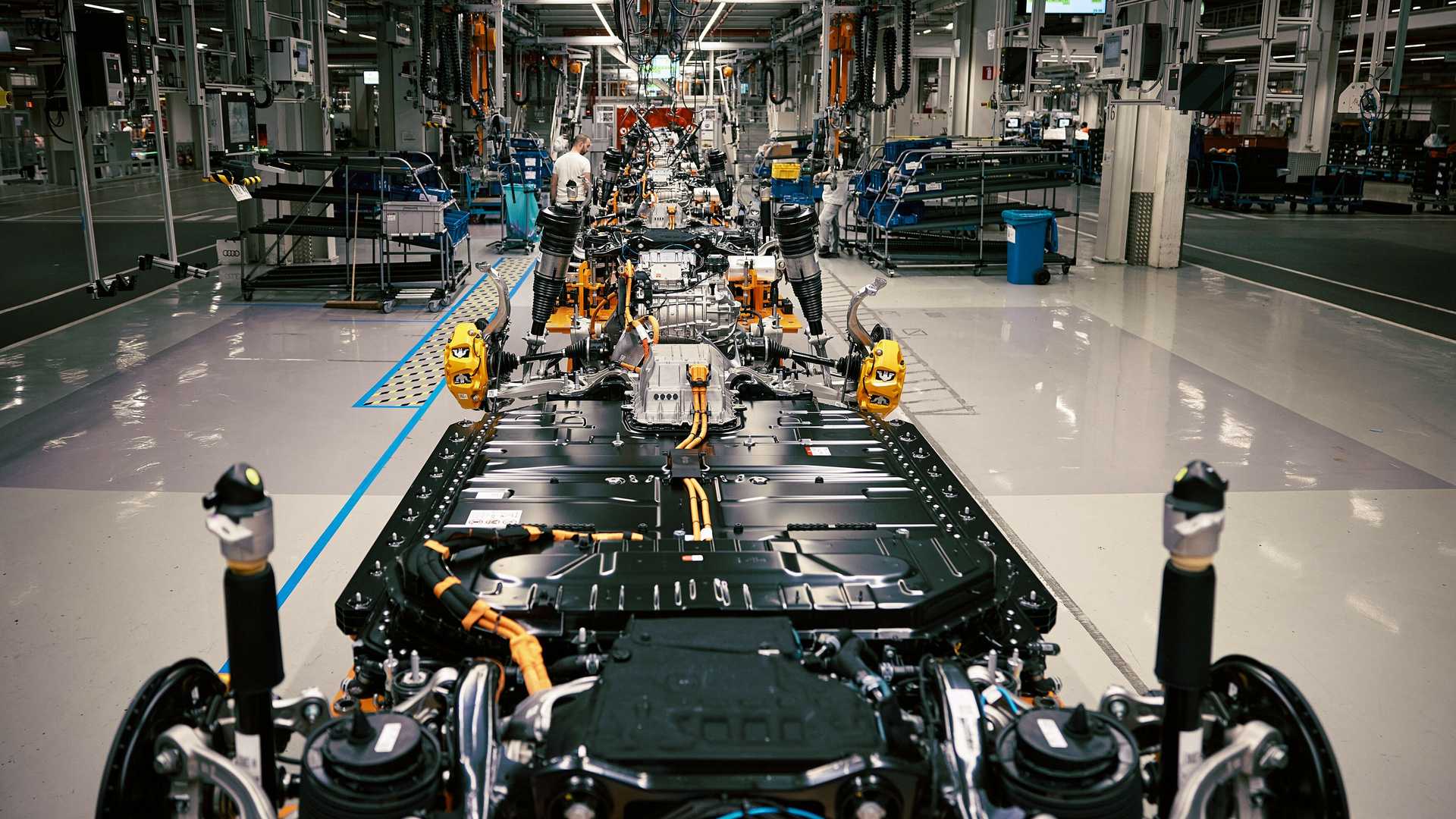 Audi Q8 Production (14).jpg