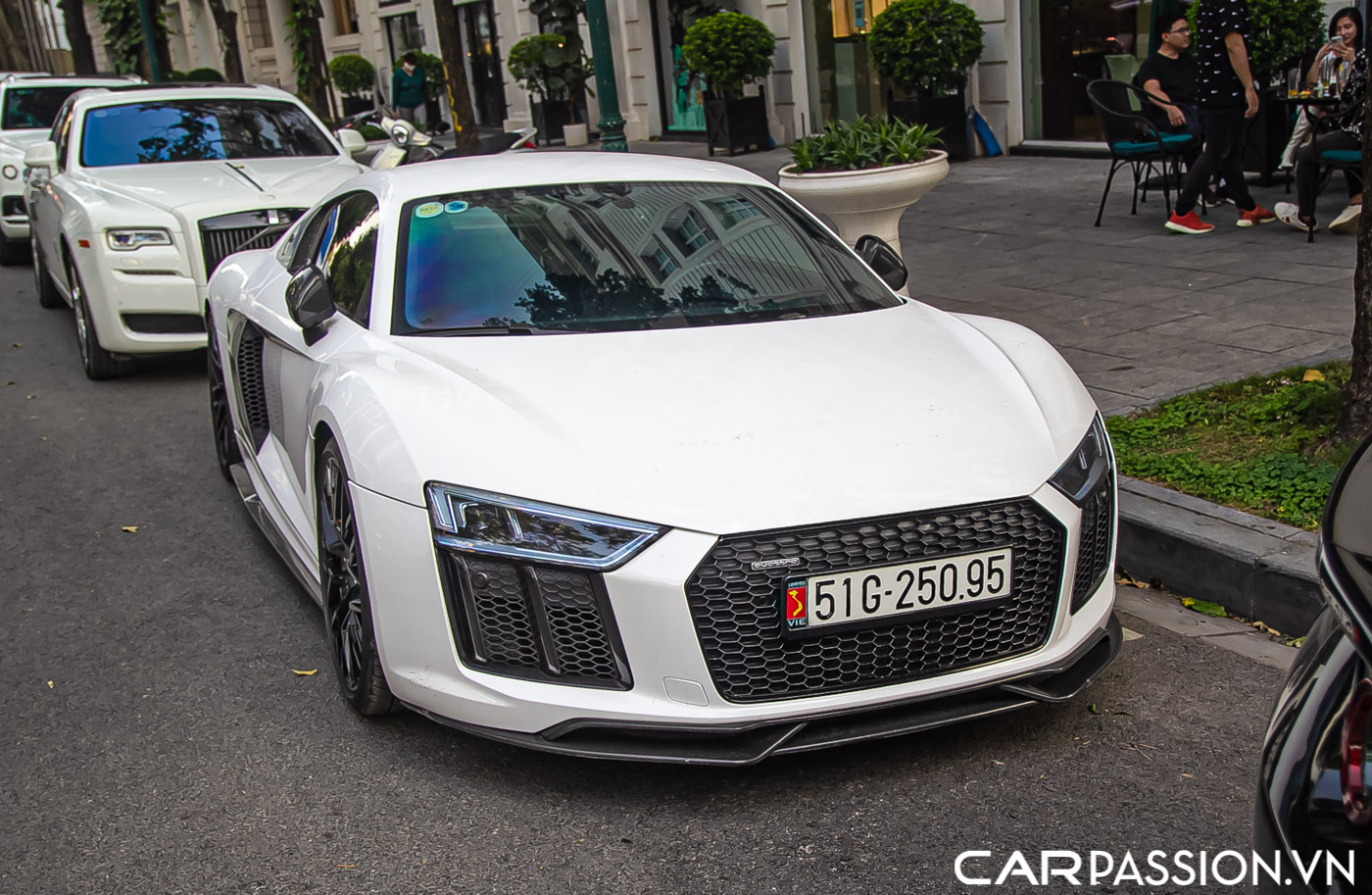 Audi R8 V10 Plus (3).JPG