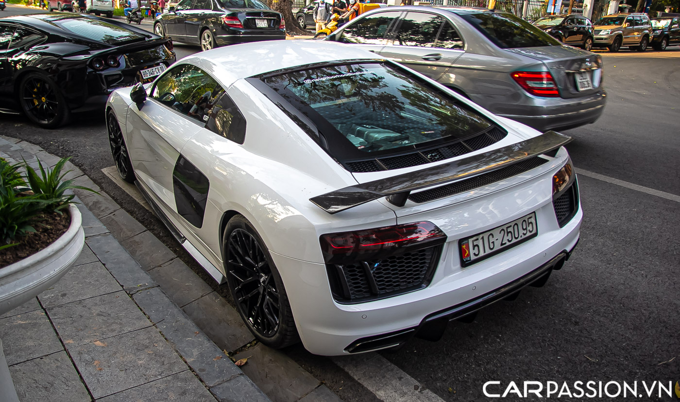 Audi R8 V10 Plus (53).JPG