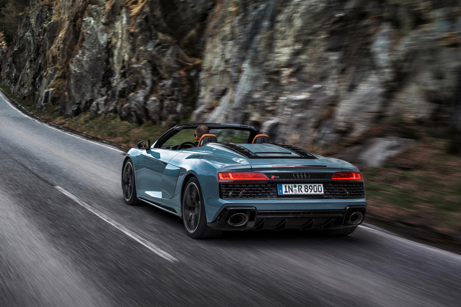 Audi R8 V10 RWD (19).jpg
