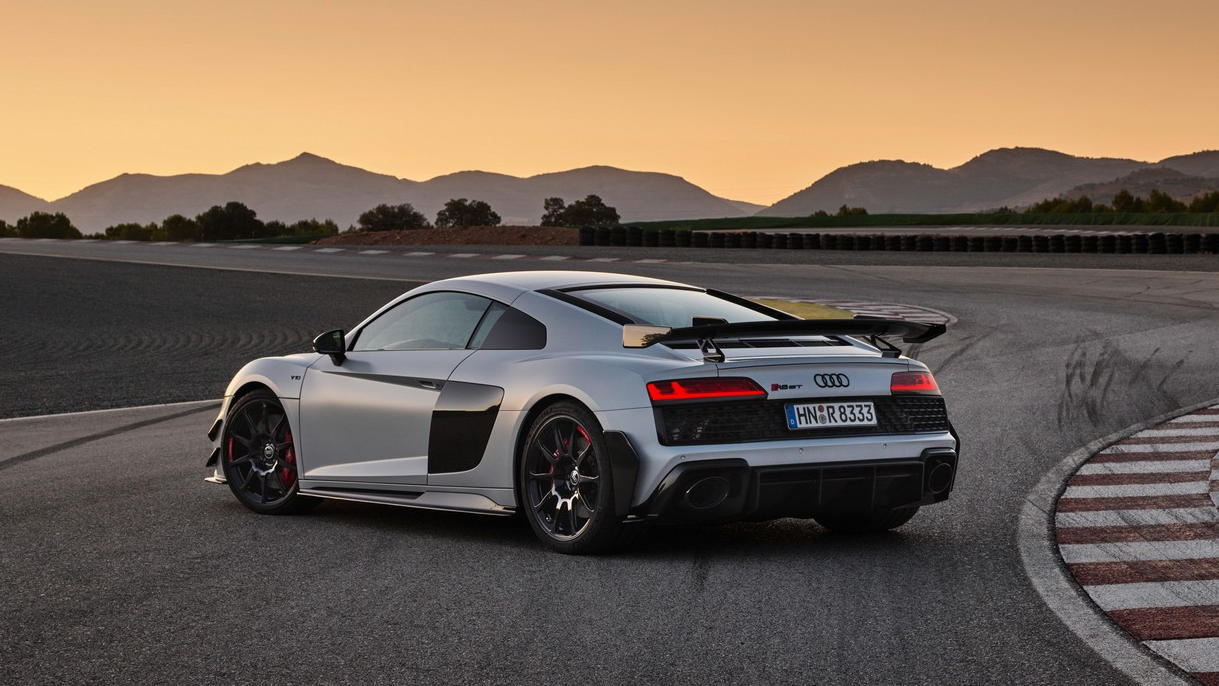 audi-r8gt2023-13.jpg