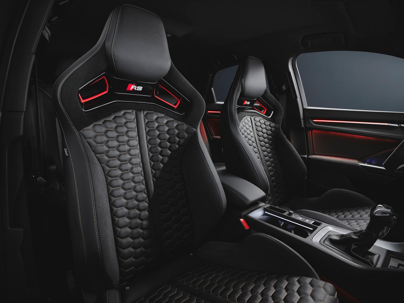 Audi-RS-Q3-Edition-10-Years-12.jpg