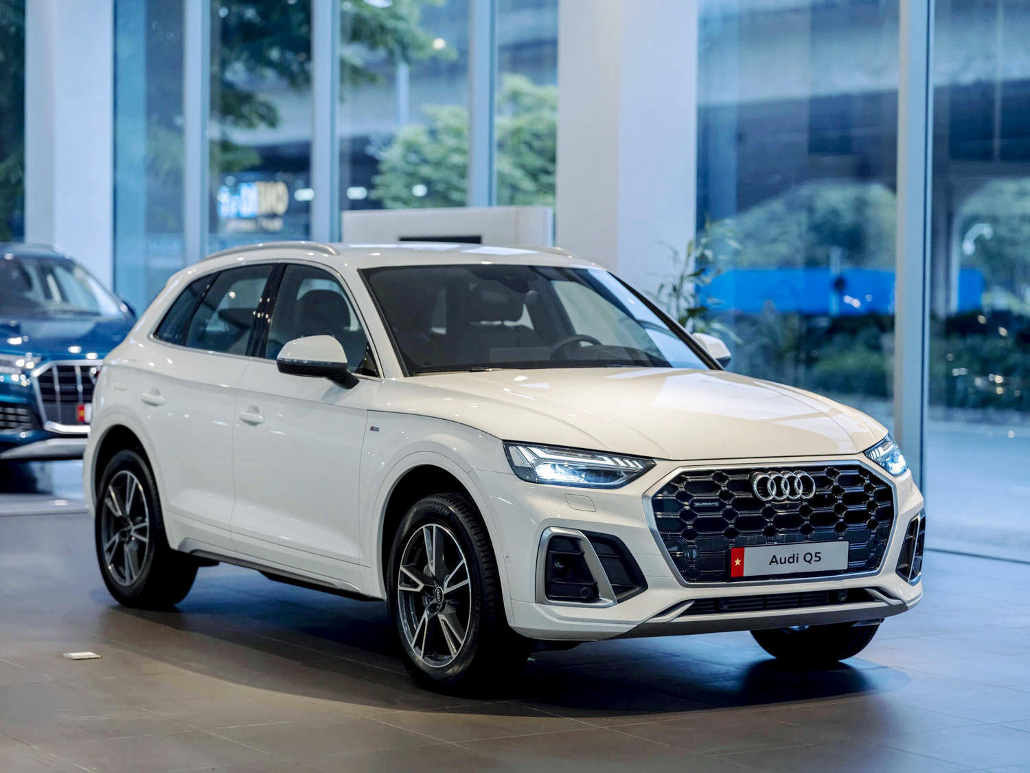 audi_q5_2021_vn_01.jpg