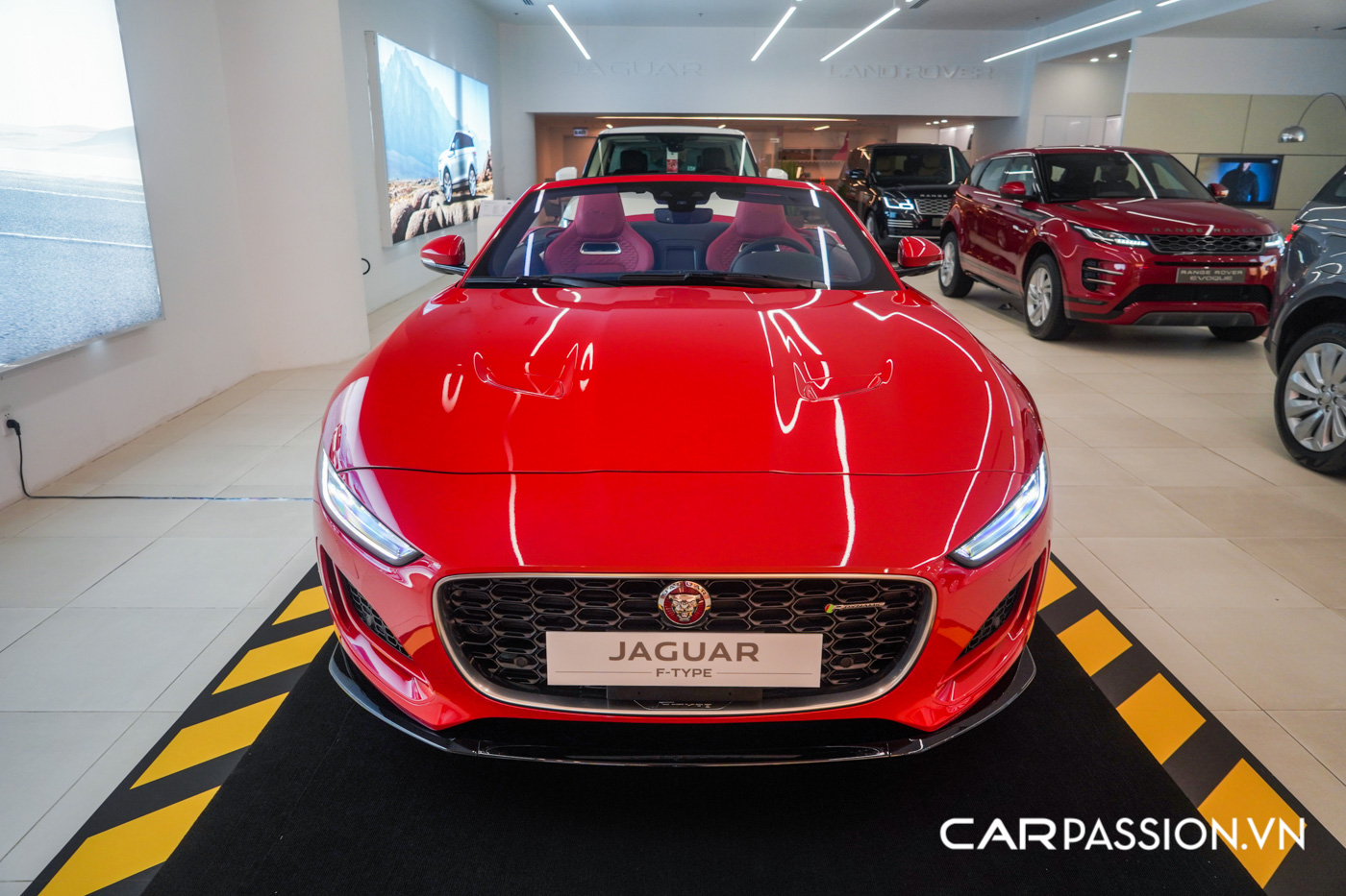 bảng-giá-xe-jaguar-1.jpg