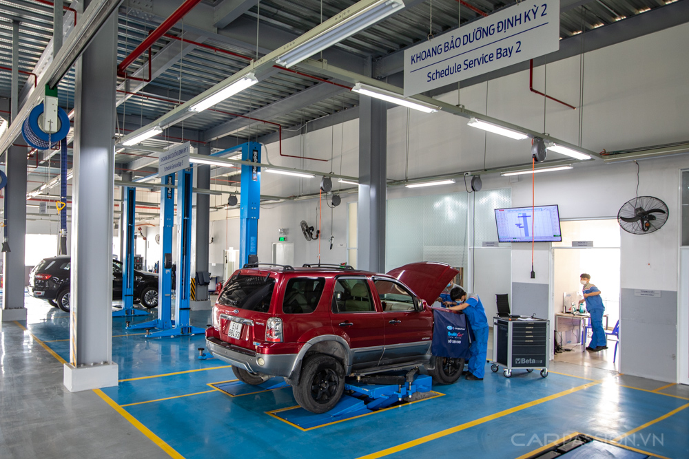 bao-duong-thay-phu-tung-ford-escape-15-tuoi-145000-km-tai-suoi-tien-ford-anh-25.jpg