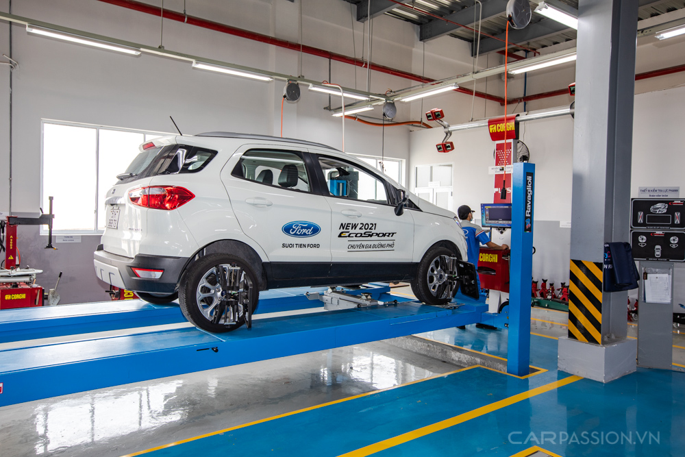 bao-duong-thay-phu-tung-ford-escape-15-tuoi-145000-km-tai-suoi-tien-ford-anh-31.jpg