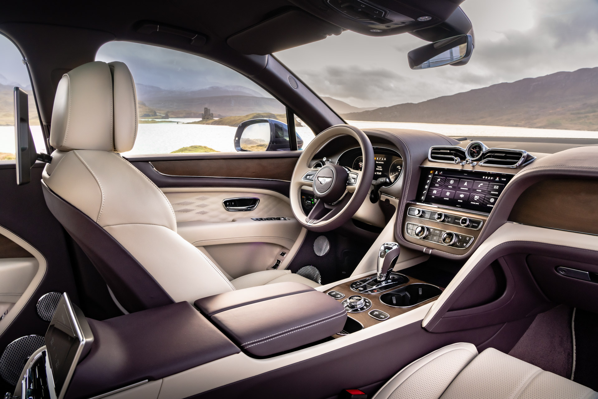 Bentley Airline Seat (13).jpg
