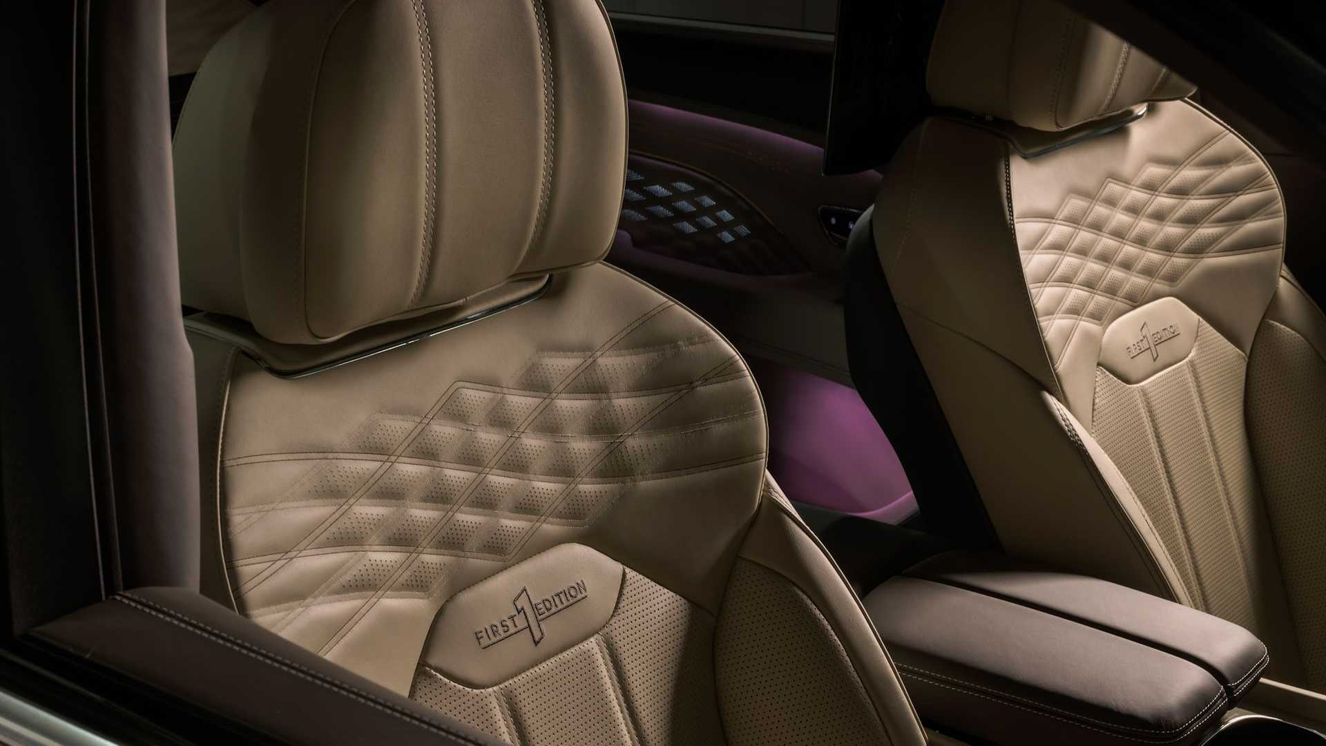 Bentley Bentayga EWB (25).JPG