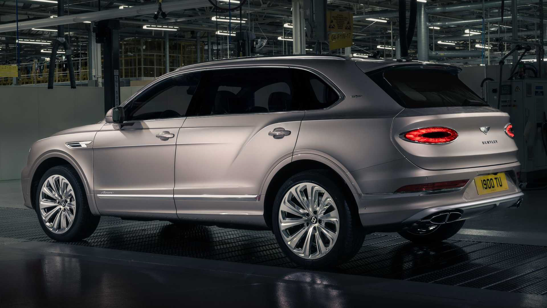 Bentley Bentayga EWB (30).JPG