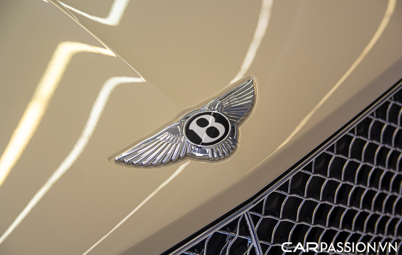 Bentley Bentayga Facelift (10).JPG
