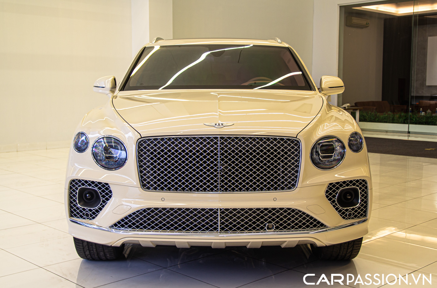 Bentley Bentayga Facelift (7).JPG