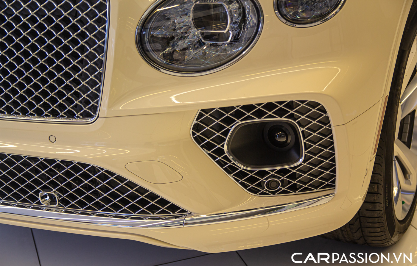 Bentley Bentayga Facelift (9).JPG