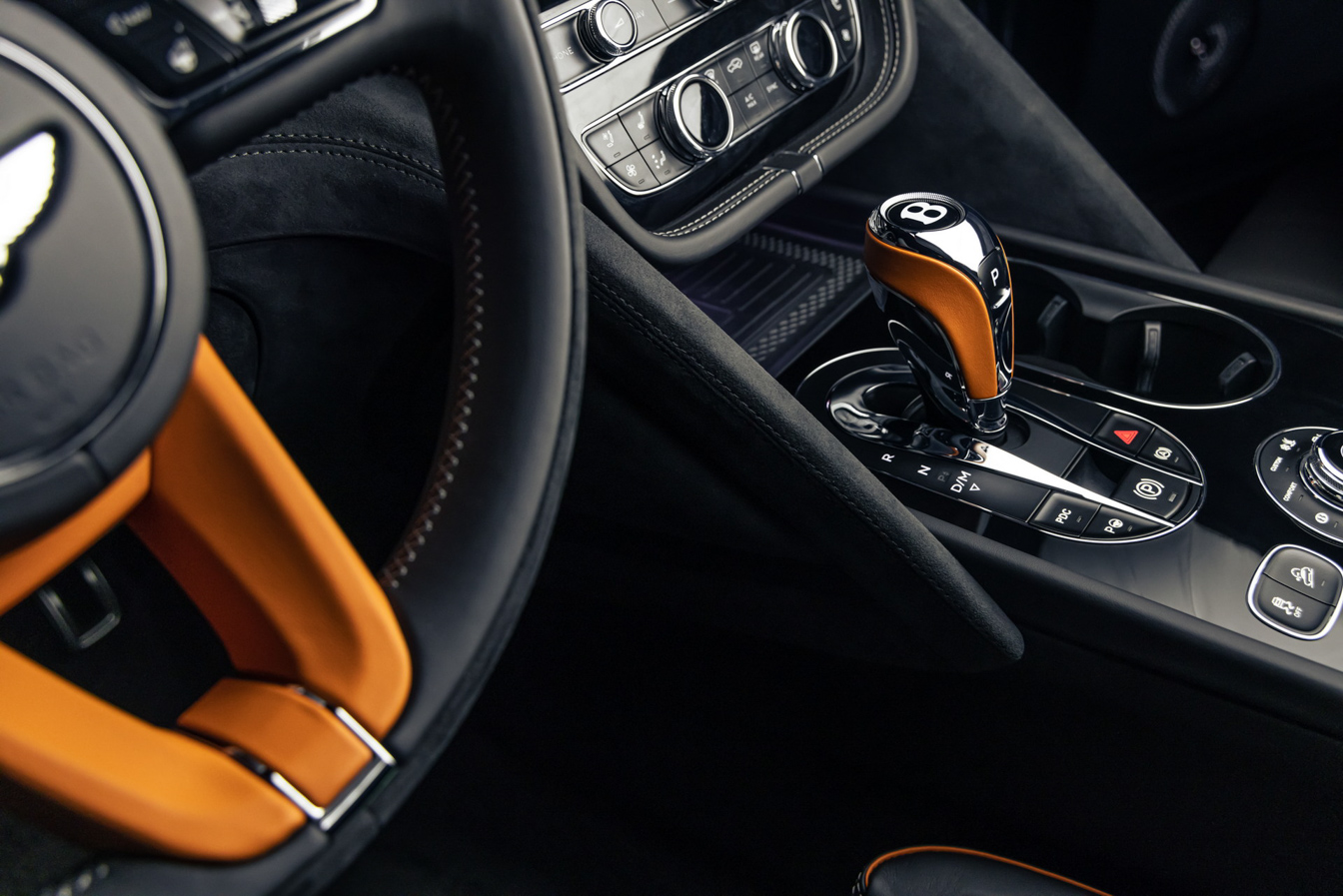 Bentley Bentayga Mulliner (12).JPG
