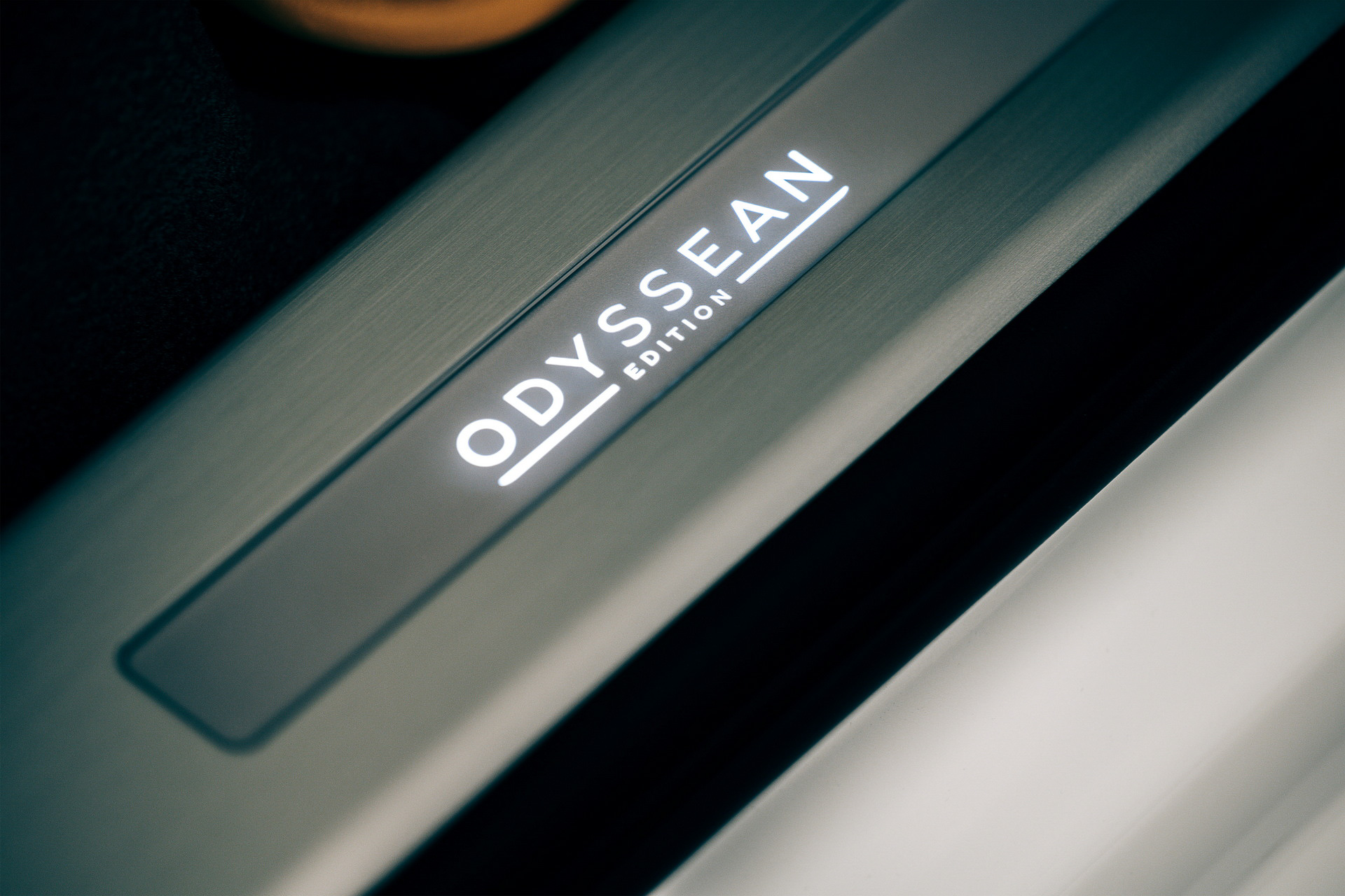 Bentley Bentayga Odyssean Edition (1).JPG