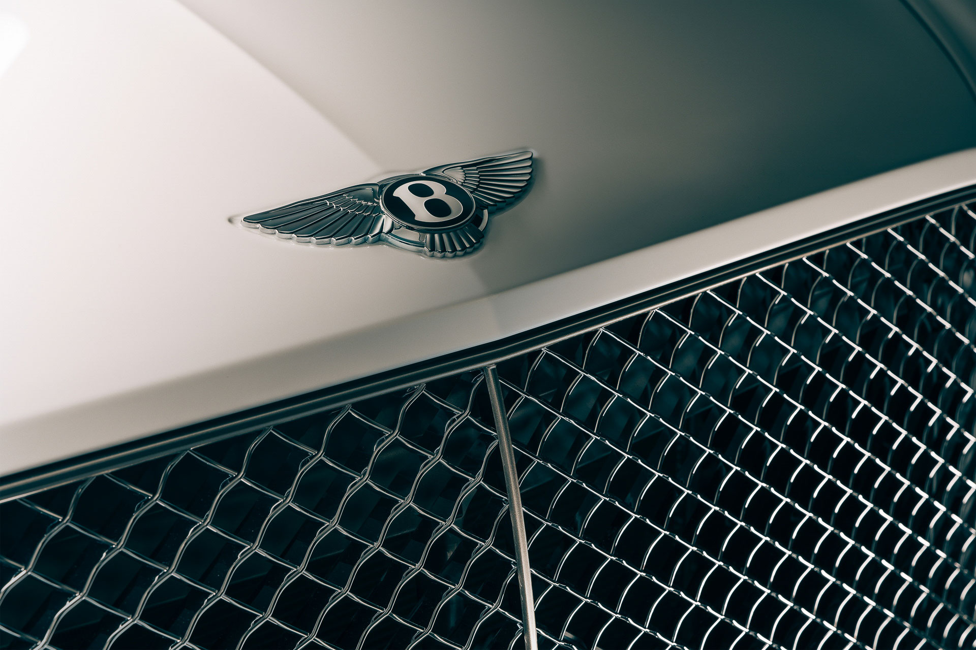 Bentley Bentayga Odyssean Edition (15).JPG