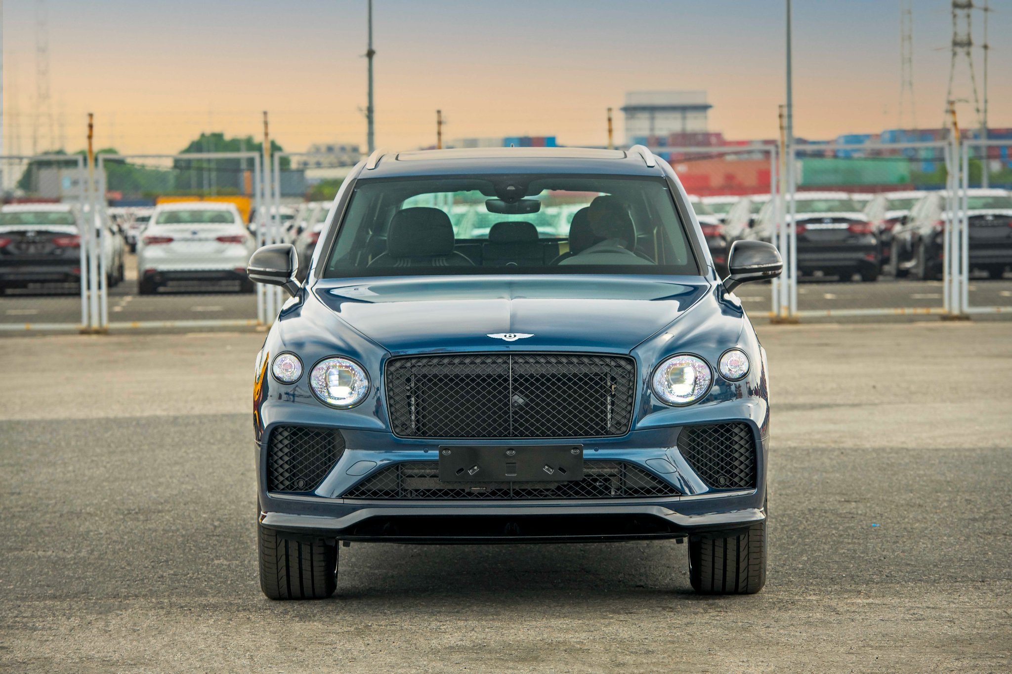 Bentley Bentayga S (1).jpg