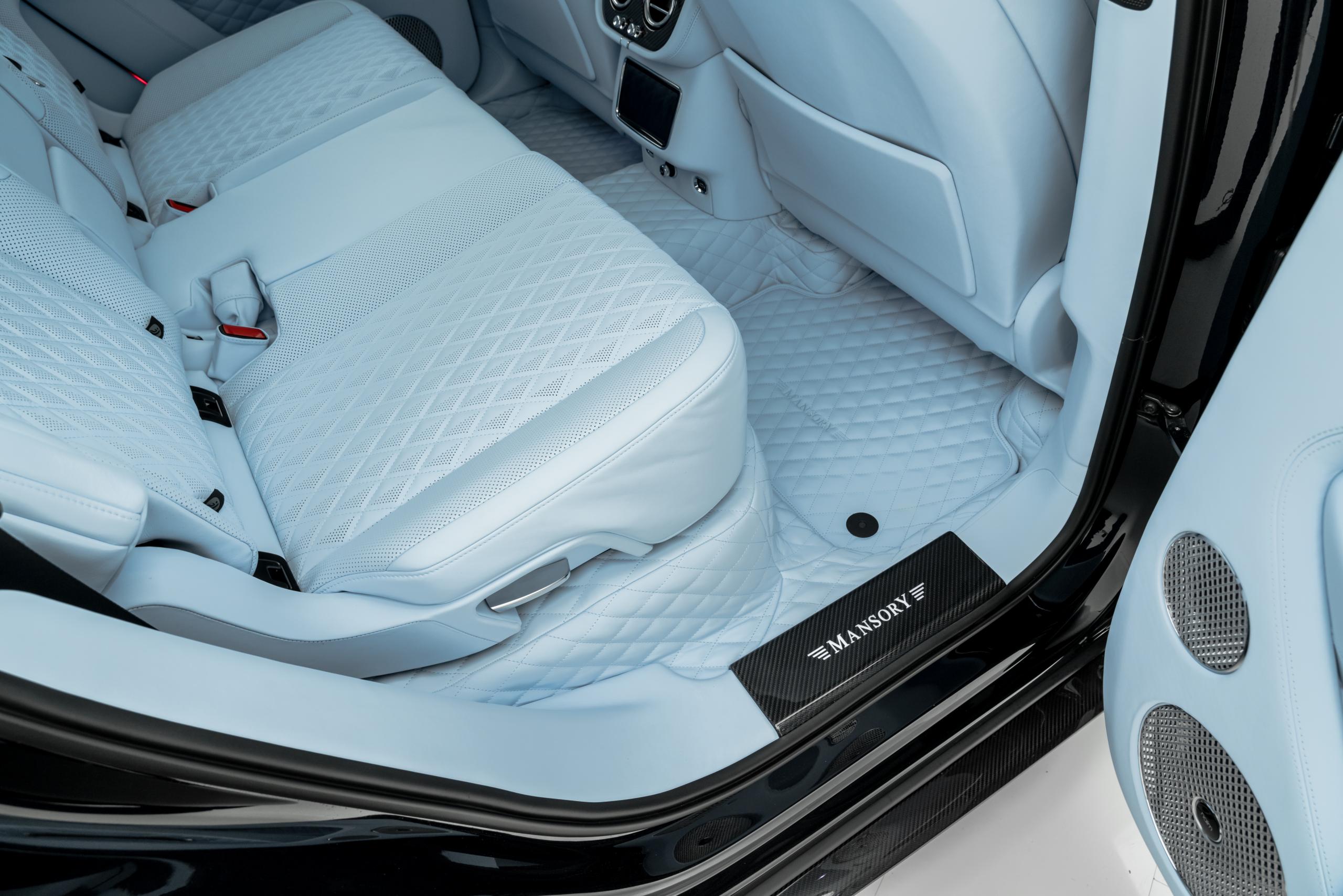 Bentley Bentayga W12 (11).jpg