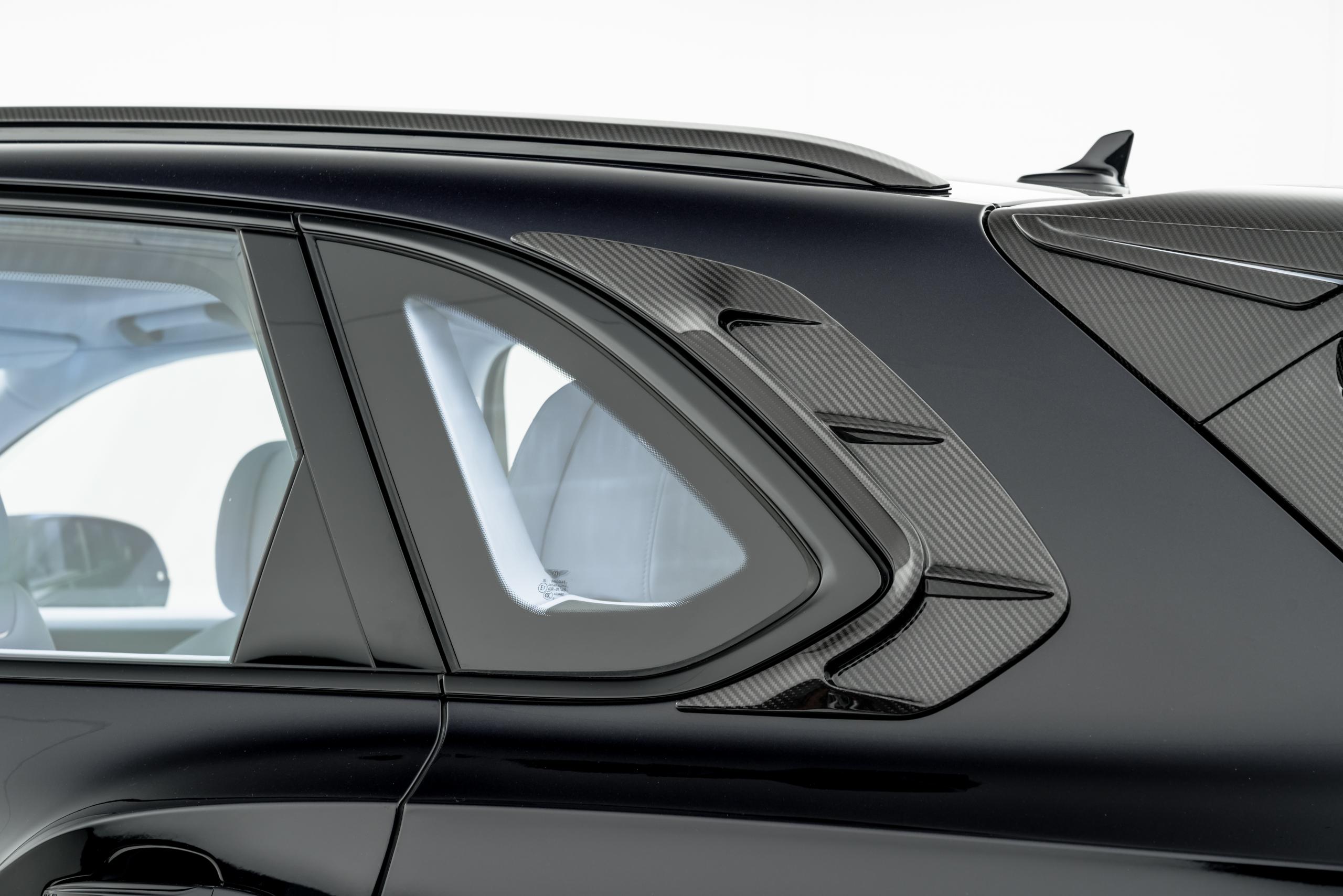 Bentley Bentayga W12 (18).jpg