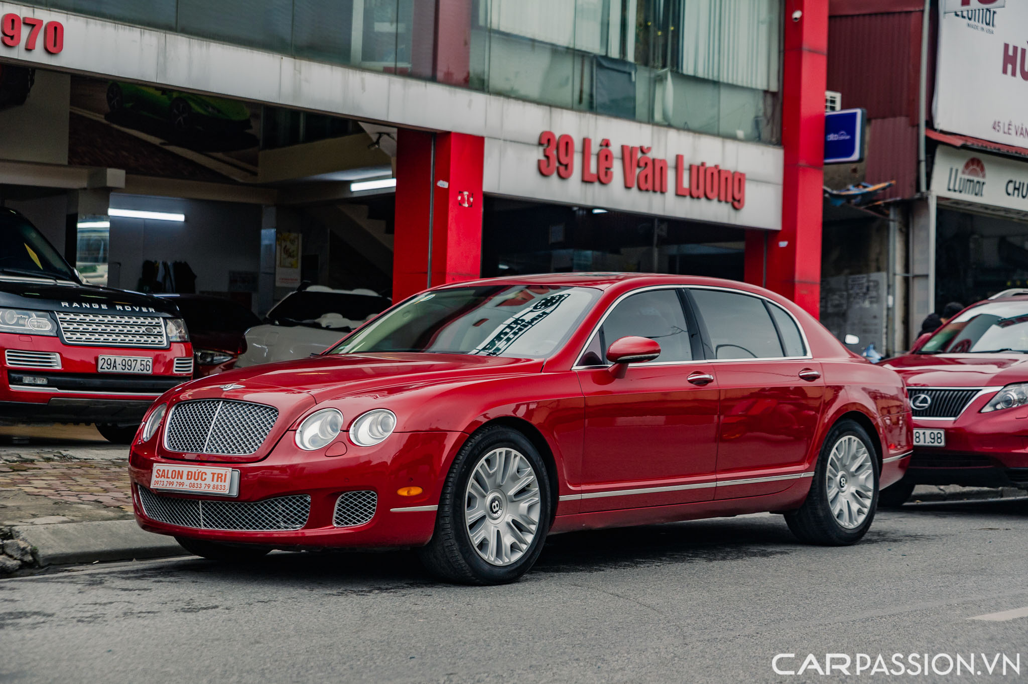 Bentley Continental Flying Spur (12).jpg