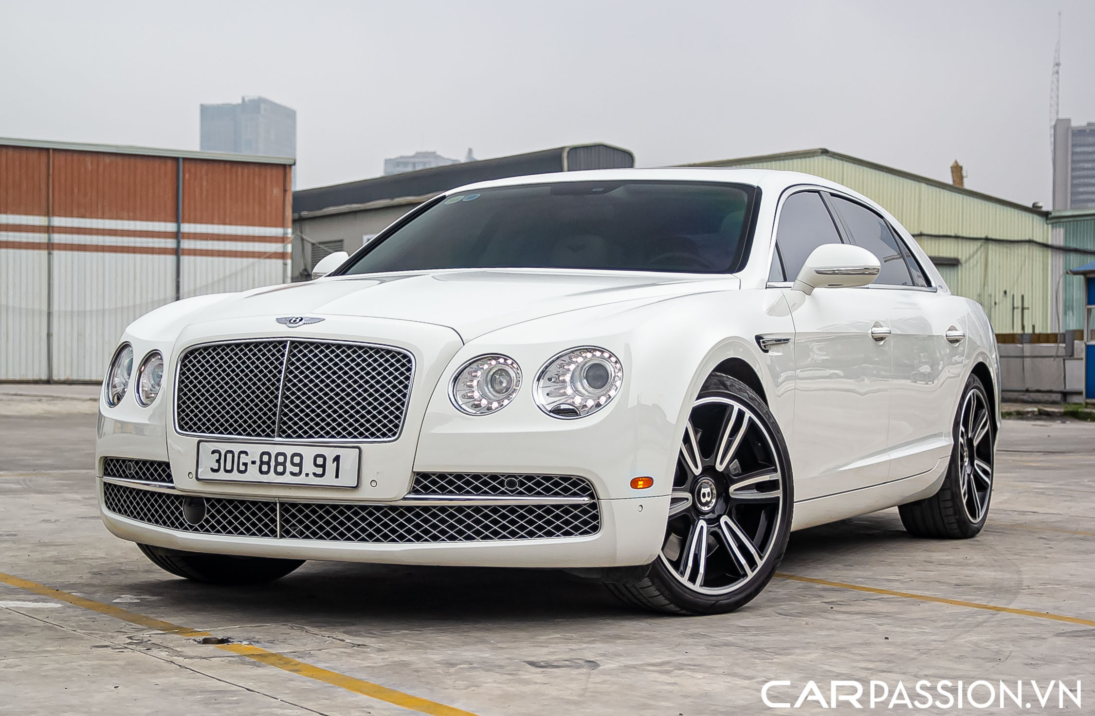 Bentley Continental Flying Spur (13).JPG