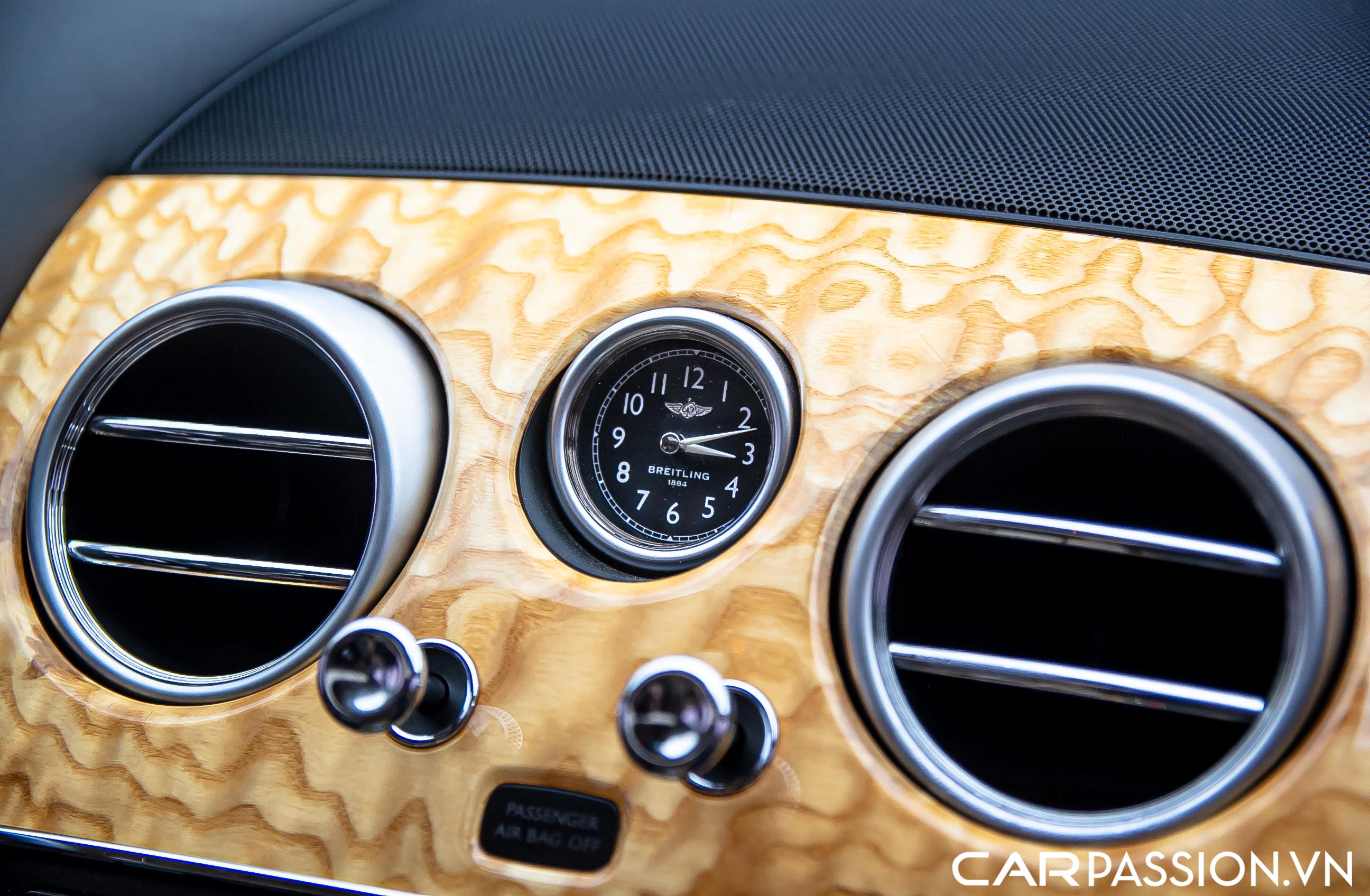 Bentley Continental Flying Spur (24).JPG