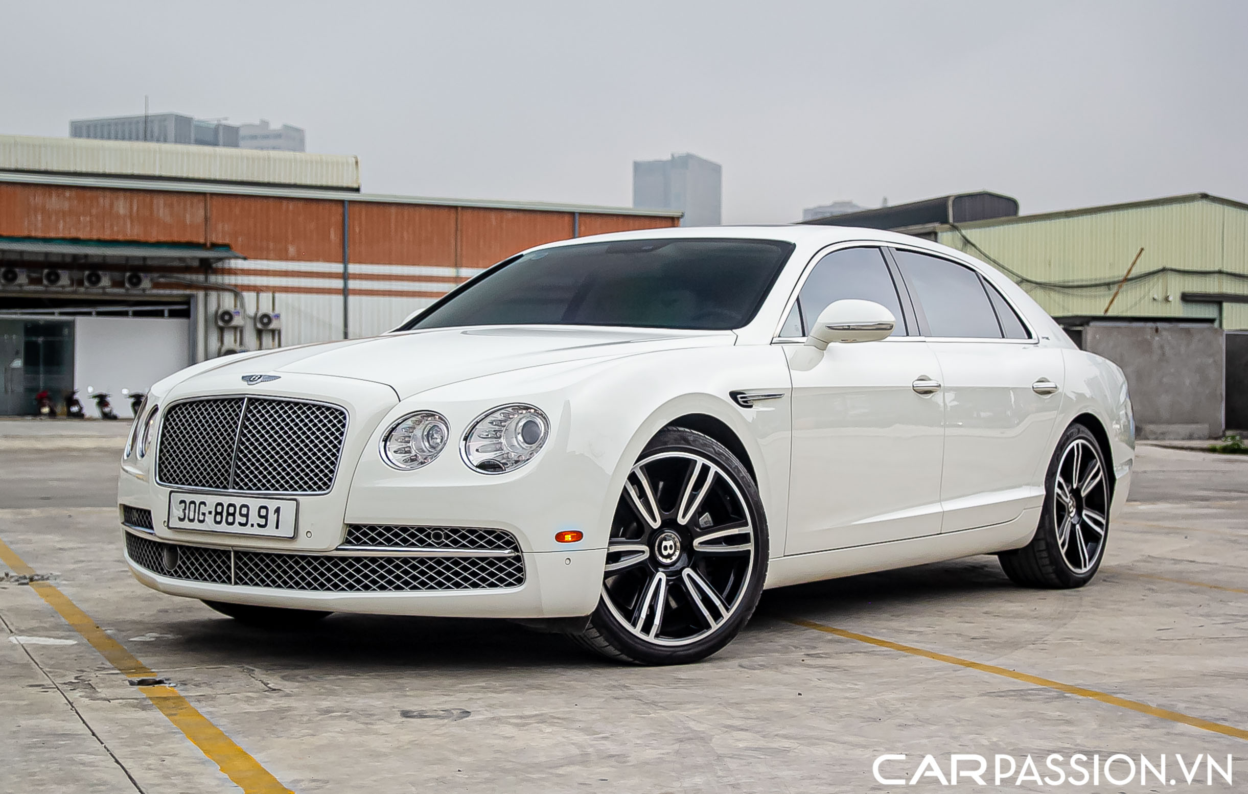 Bentley Continental Flying Spur (8).JPG