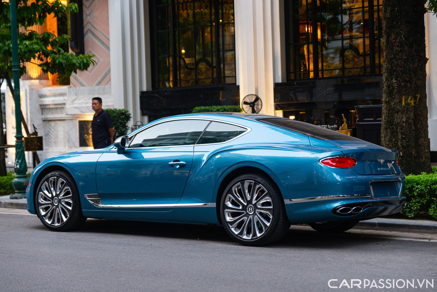 Bentley Continental GT Mulliner (2).JPG