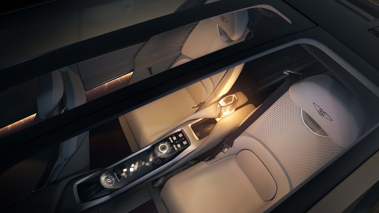 Bentley EXP 15 anh 35.jpeg