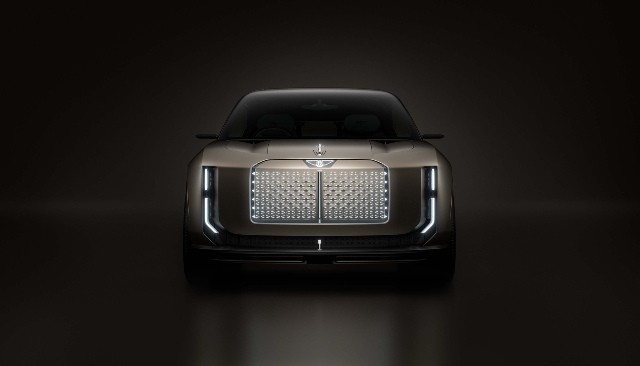 Bentley EXP 15 anh 7.jpeg