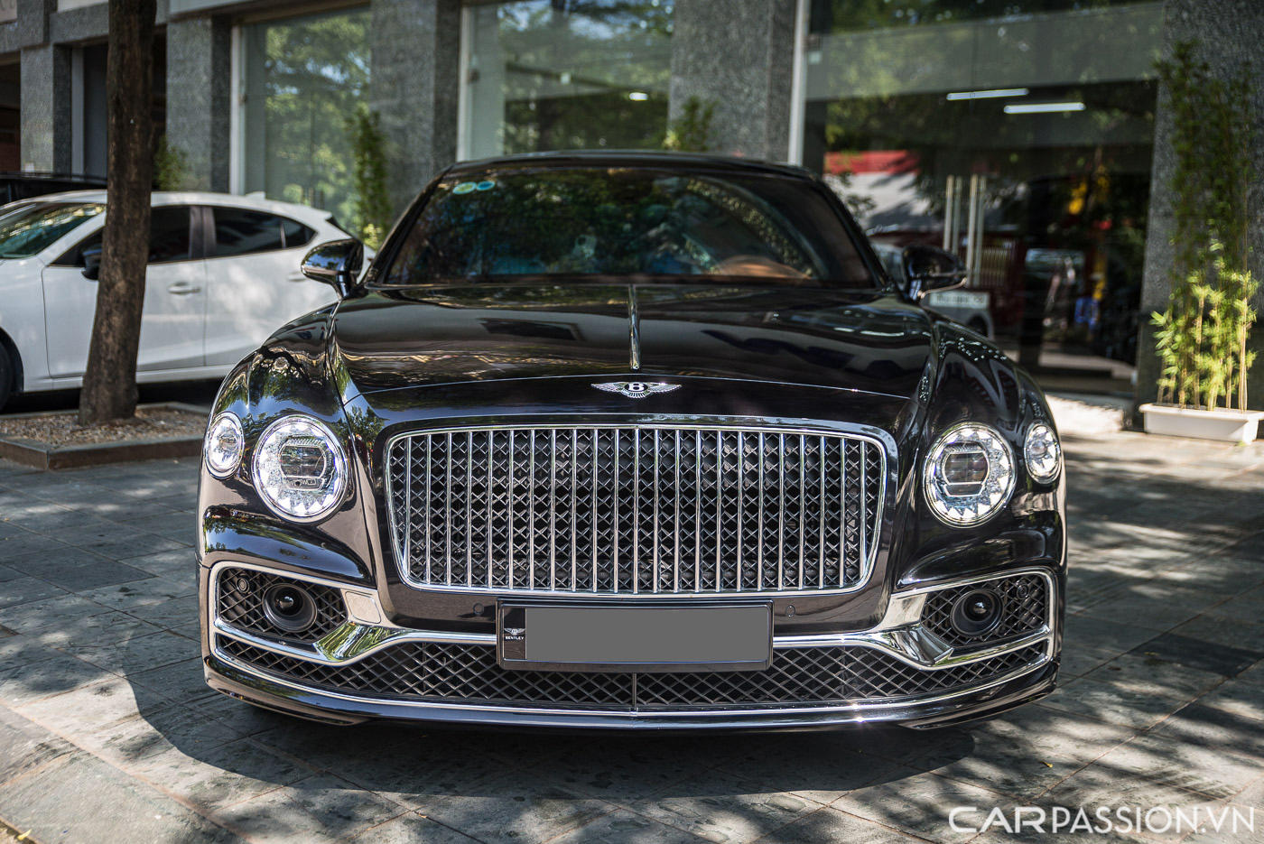 Bentley Flying Spur V8 (22).JPG