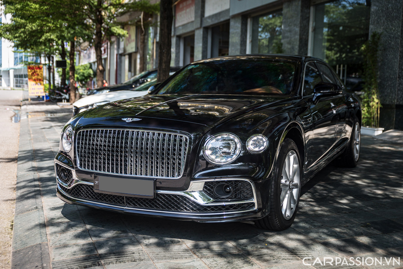 Bentley Flying Spur V8 (23).JPG