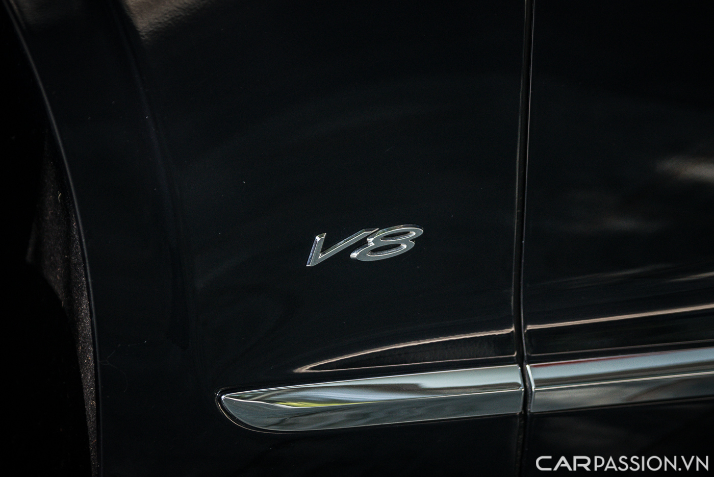 Bentley Flying Spur V8 (26).JPG