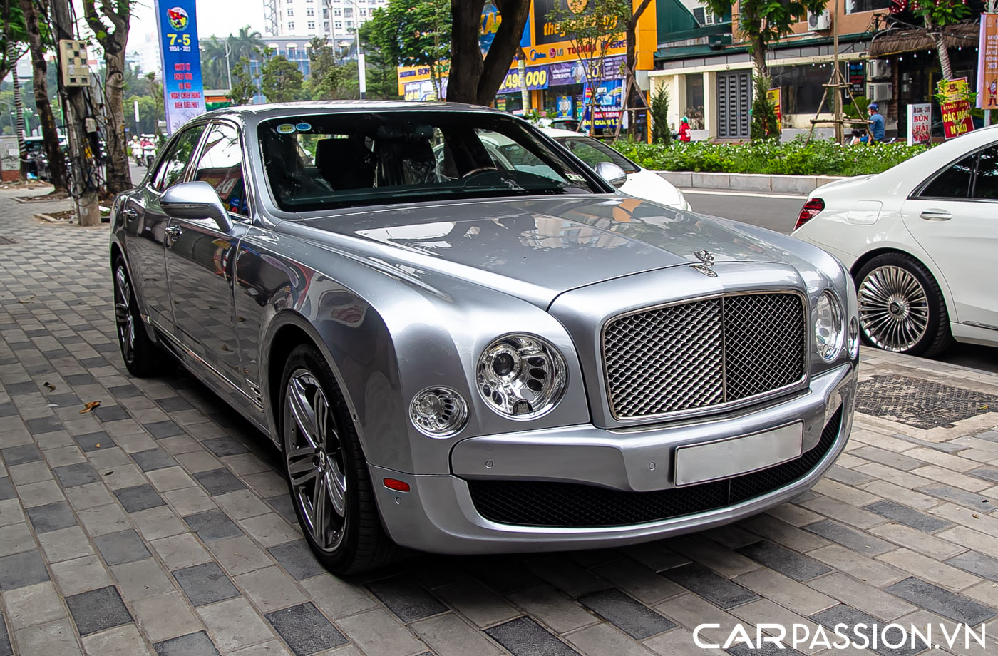 Bentley Mulsanne Le Mans (2)-1.JPG