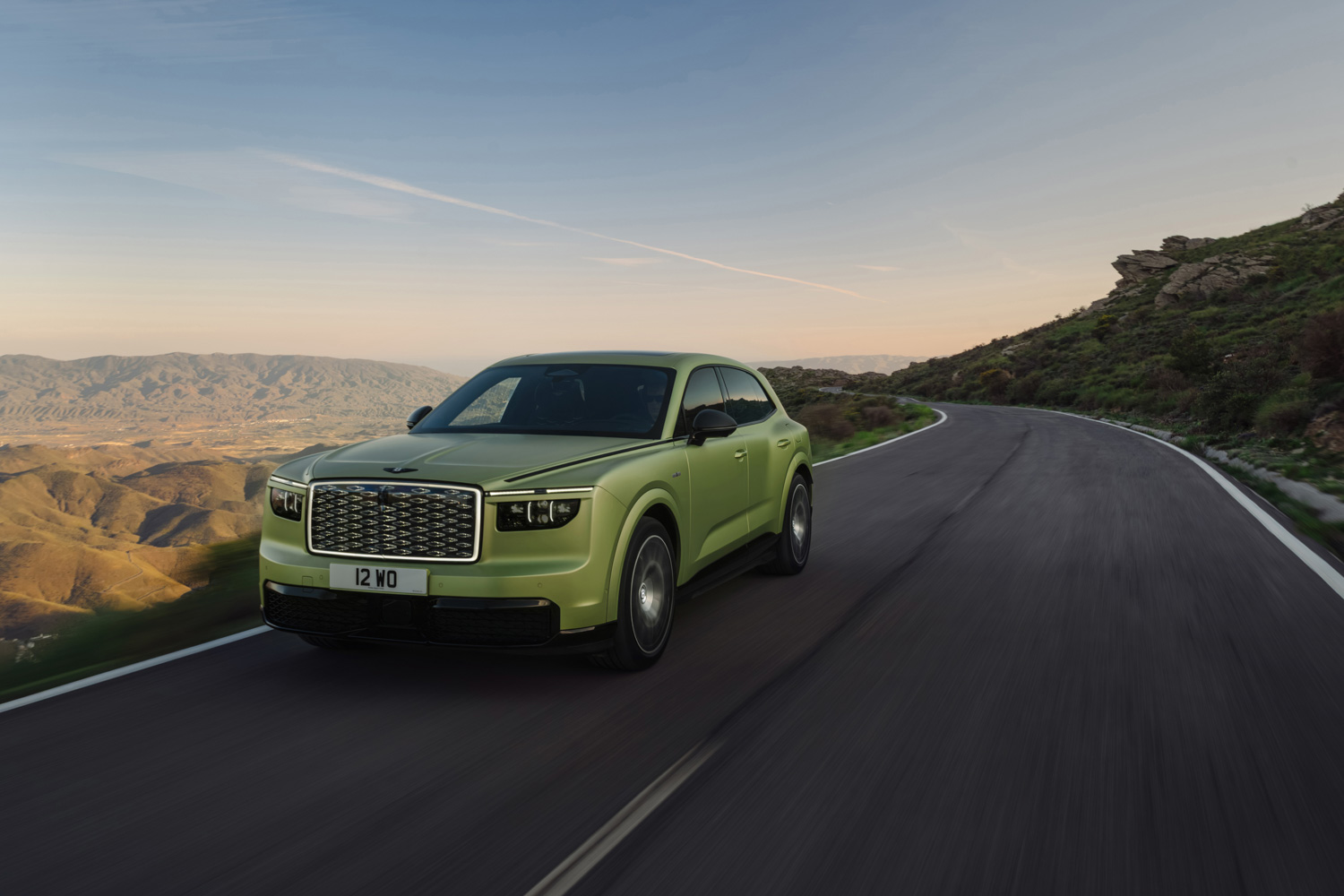 Bentley-Torcal-anh-_22.jpg