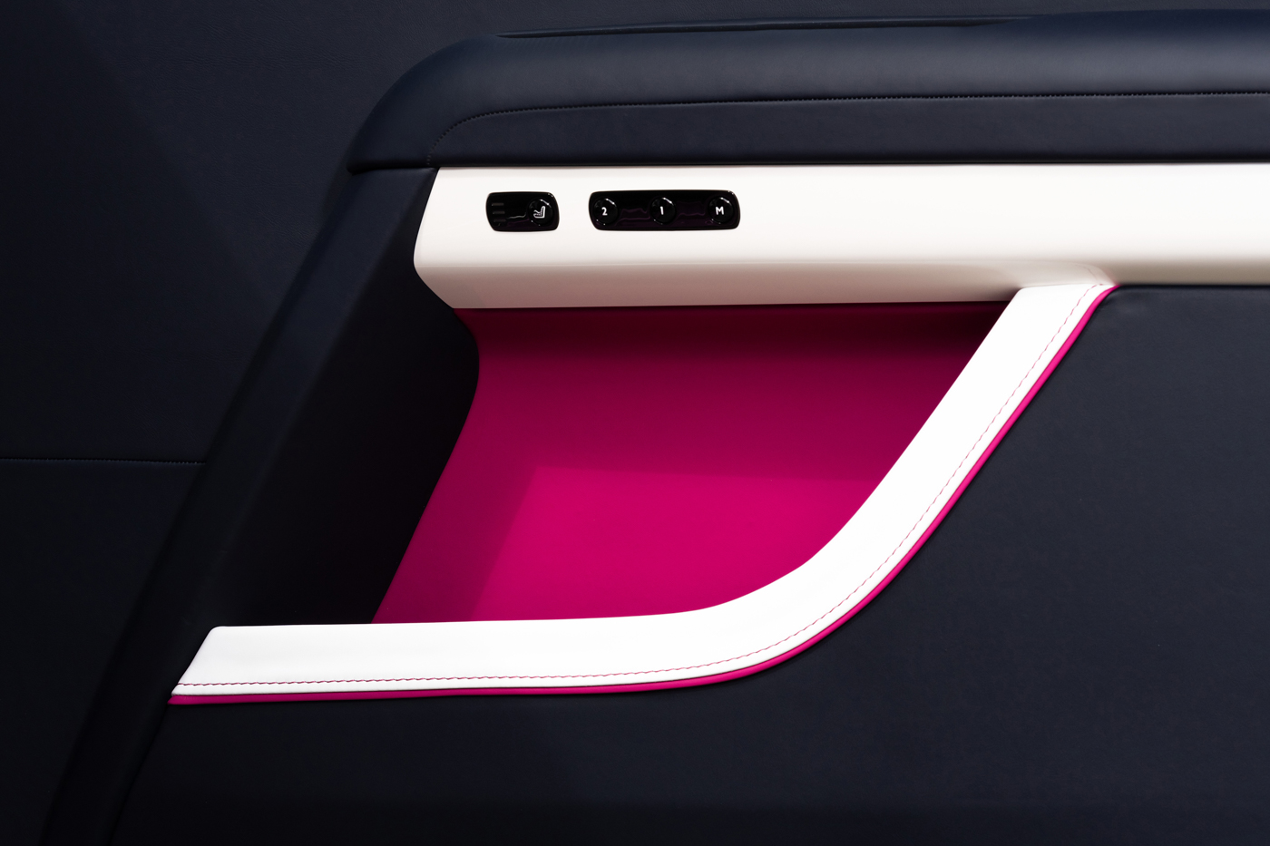 Bespoke Rolls-Royce (16).JPG