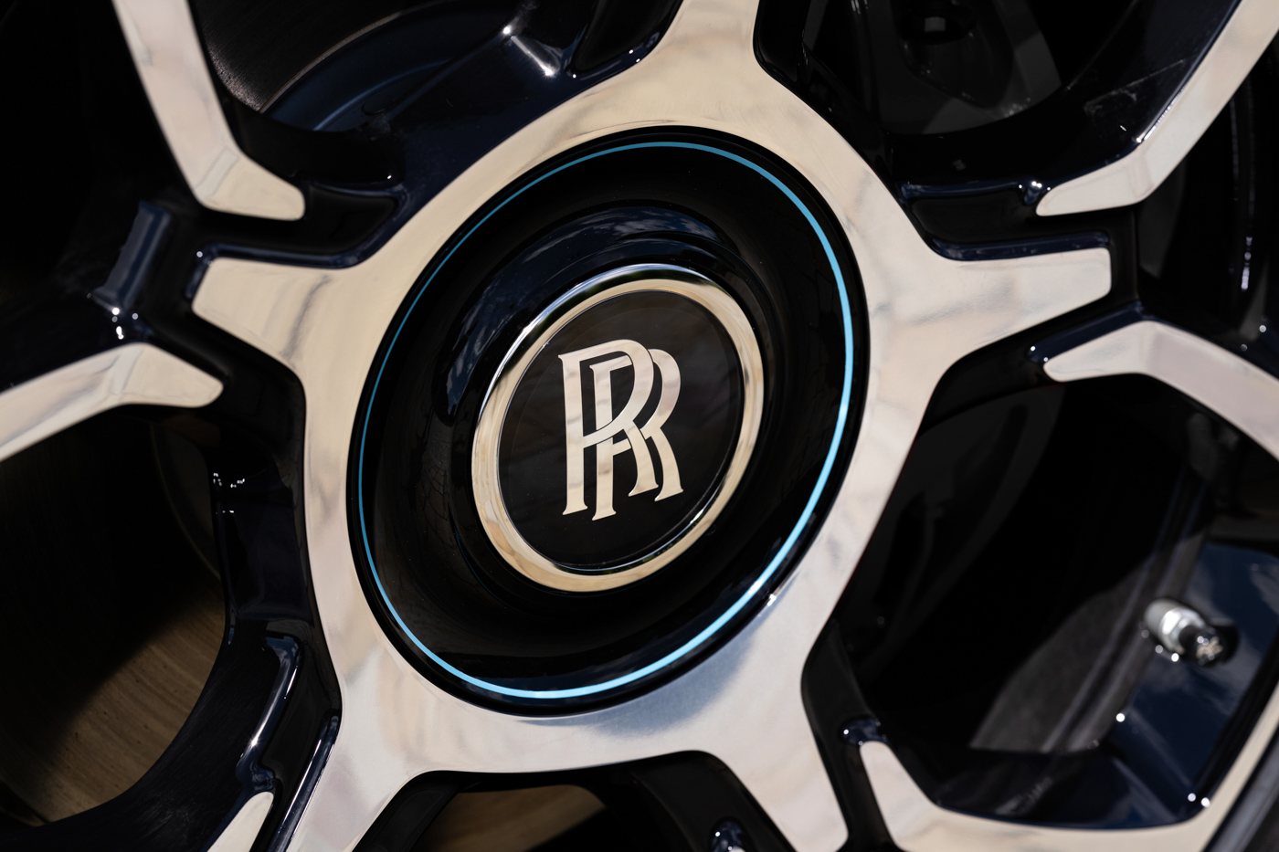 Bespoke Rolls-Royce (9).JPG
