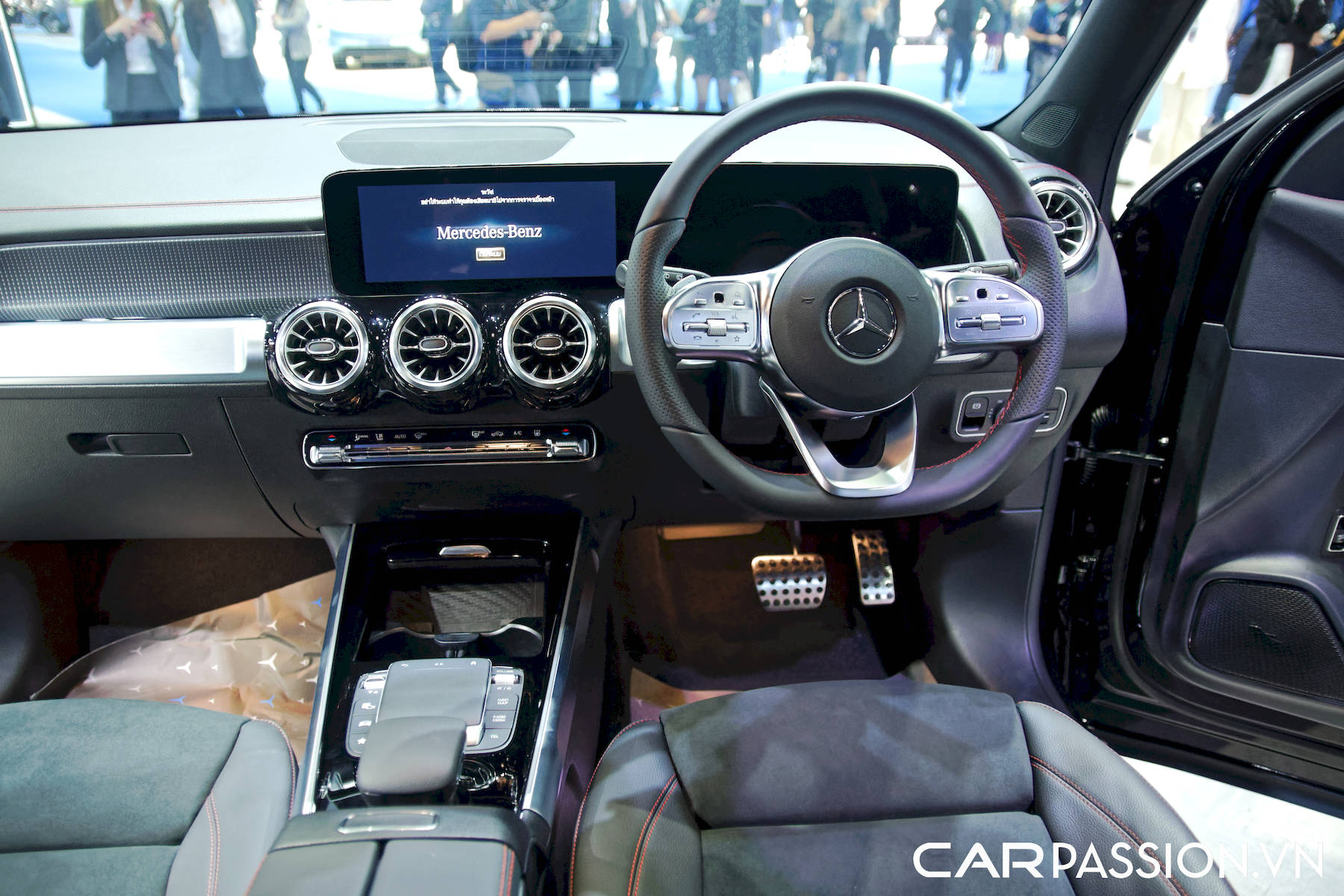 bims2023-mercedes-eqb-13.jpg