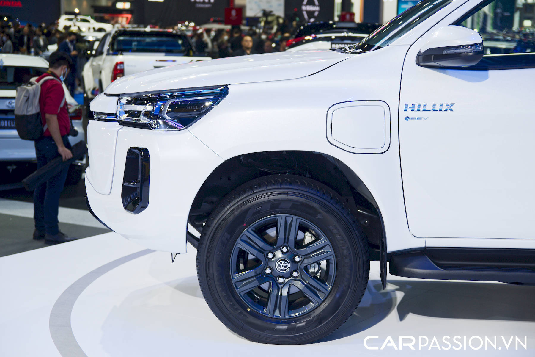 bims2023-toyota-hilux-revo-bev-04-2.jpg