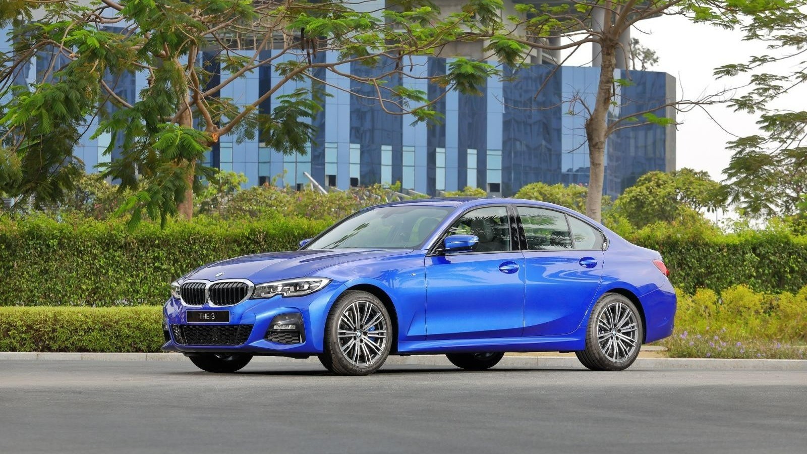 BMW-3-series-00.jpg