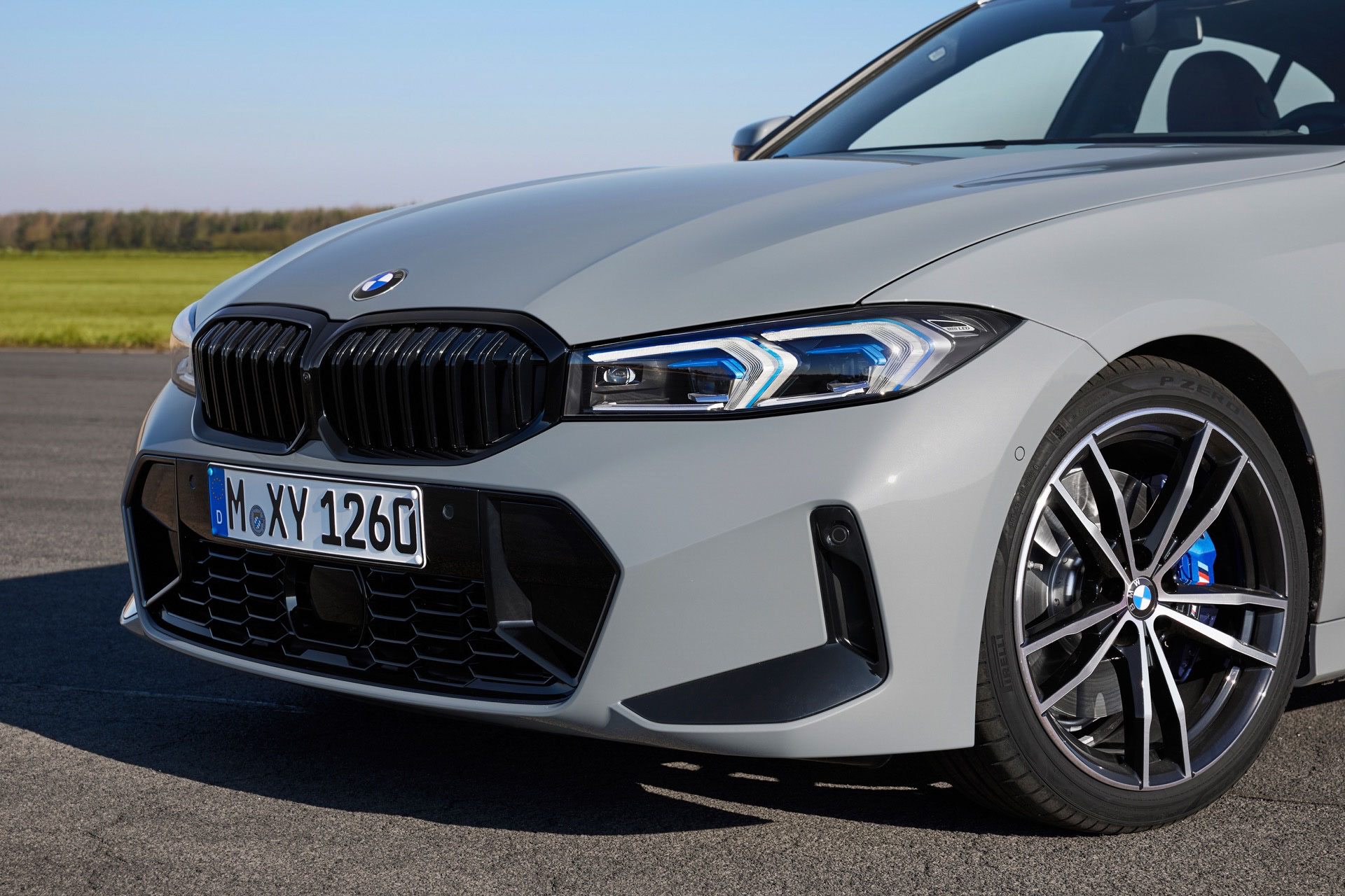 BMW 3 Series 2023 (13).JPG