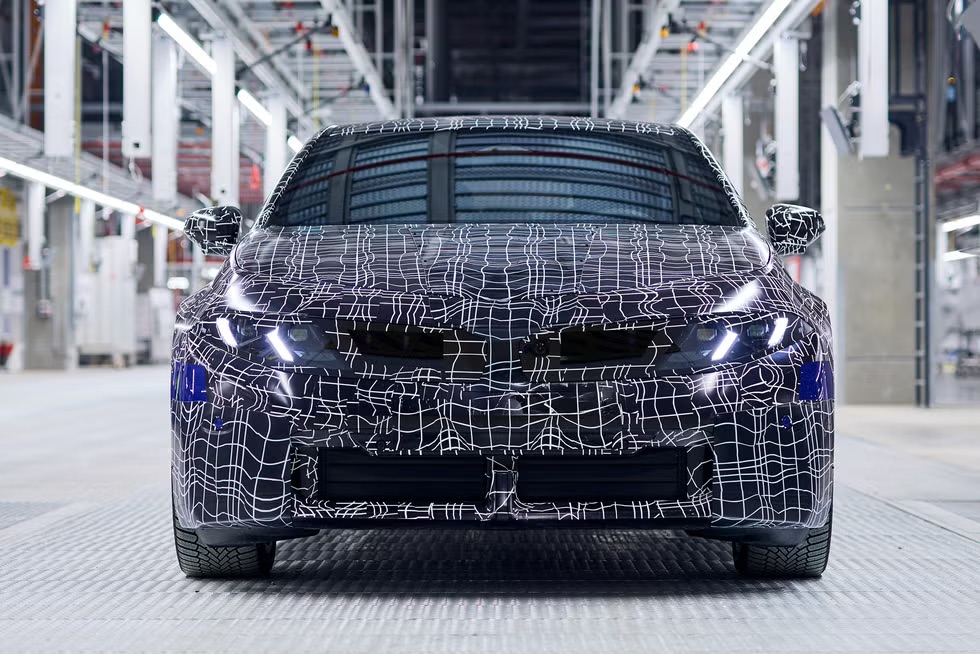 BMW 3 Series EV-anh-3.jpeg