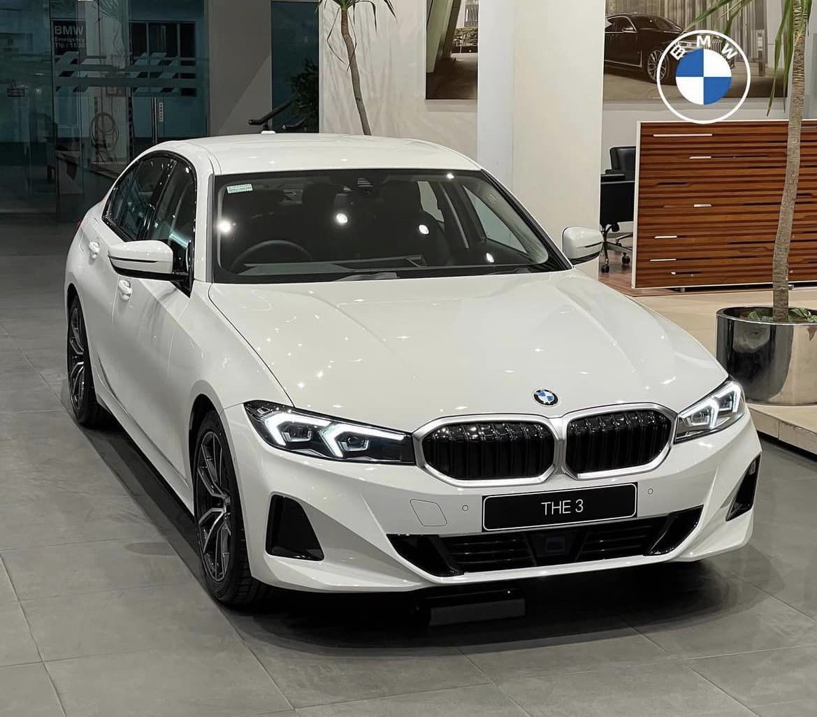 bmw-3series-2023-daily-vn-00.jpg