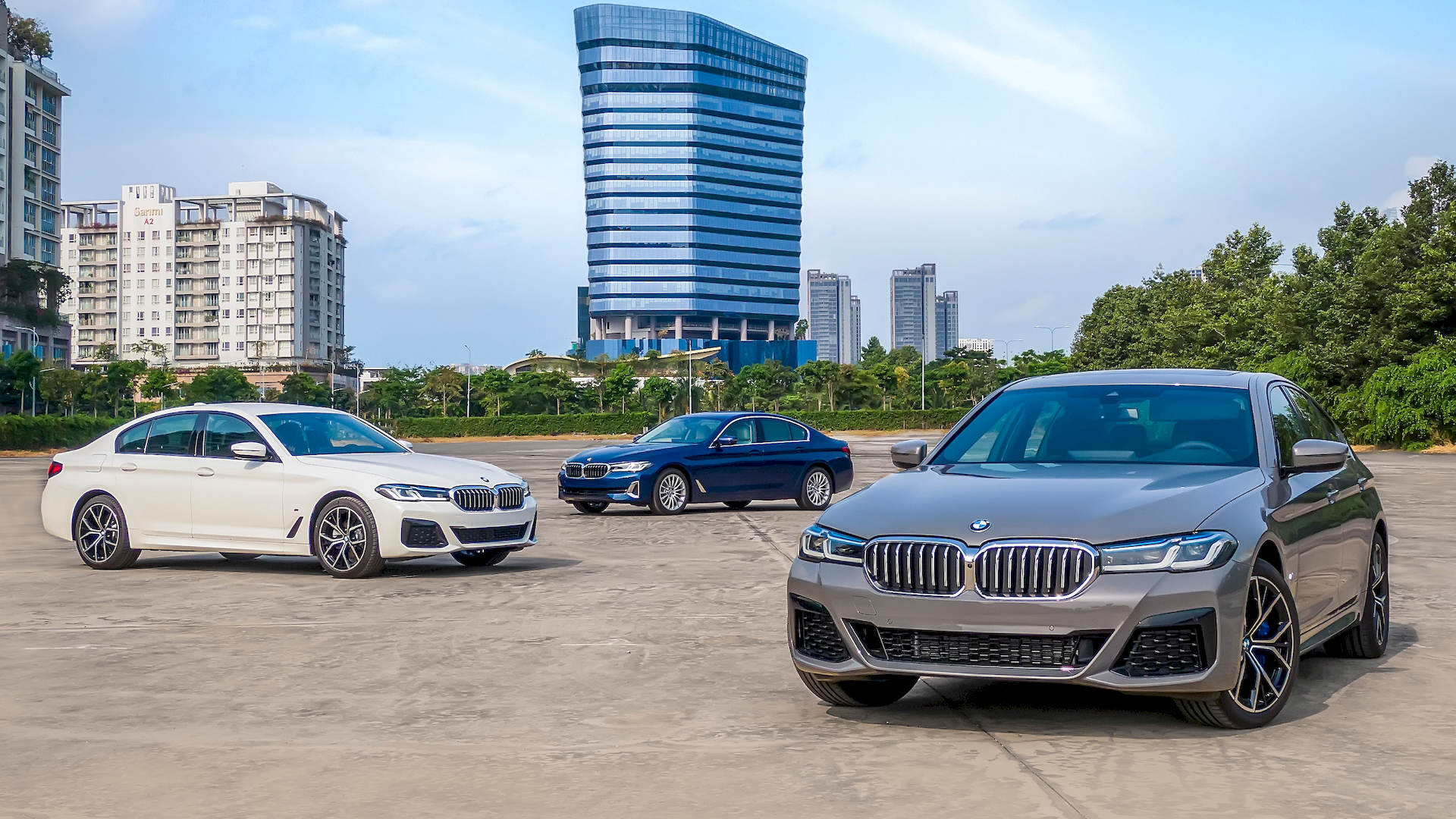 BMW-5-Series-2023.jpg