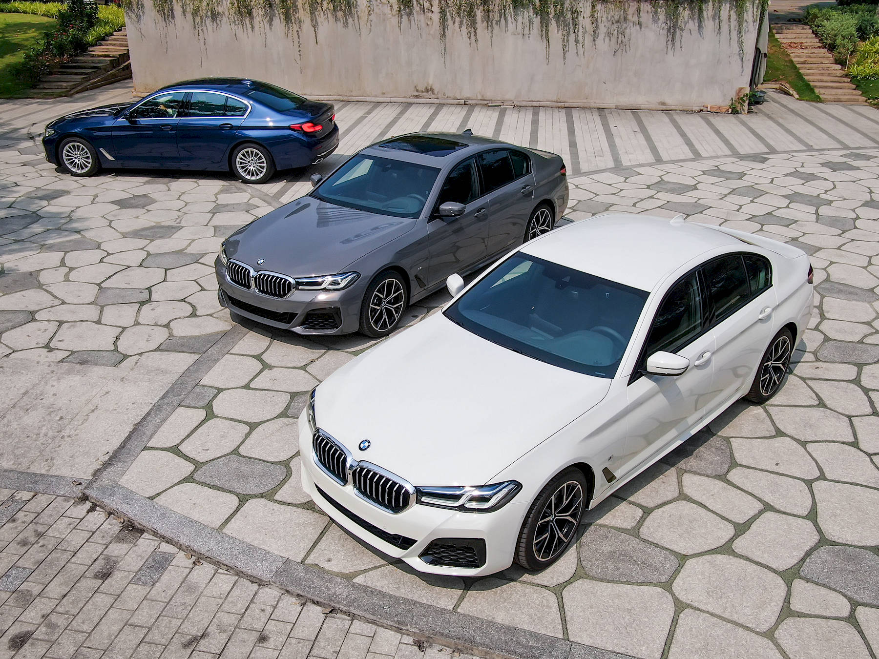 BMW-5-Series-new.jpg